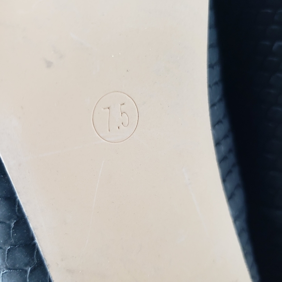 MIA Black Textured Byanka Pointed-toe Heel Size 7.5 - Picture 8 of 14